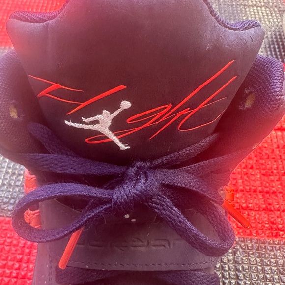Jordan FLT 45 Hi GS Imperial Purple size 7Y
Style: 547769-561 - Picture 3 of 9